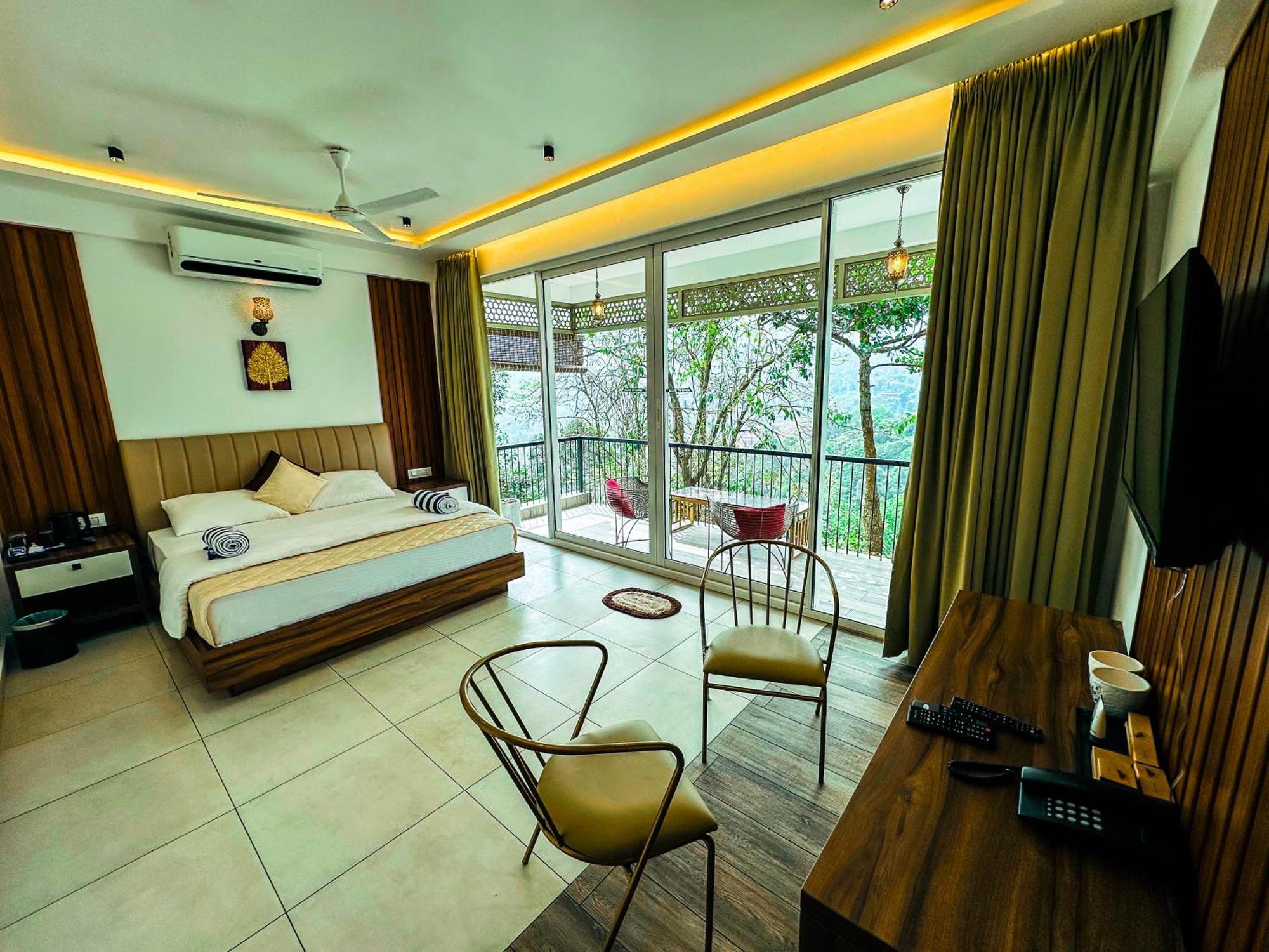 Boulevard Resorts Kakkadampoyil Buitenkant foto